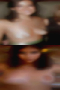 FL eating wife pussy.